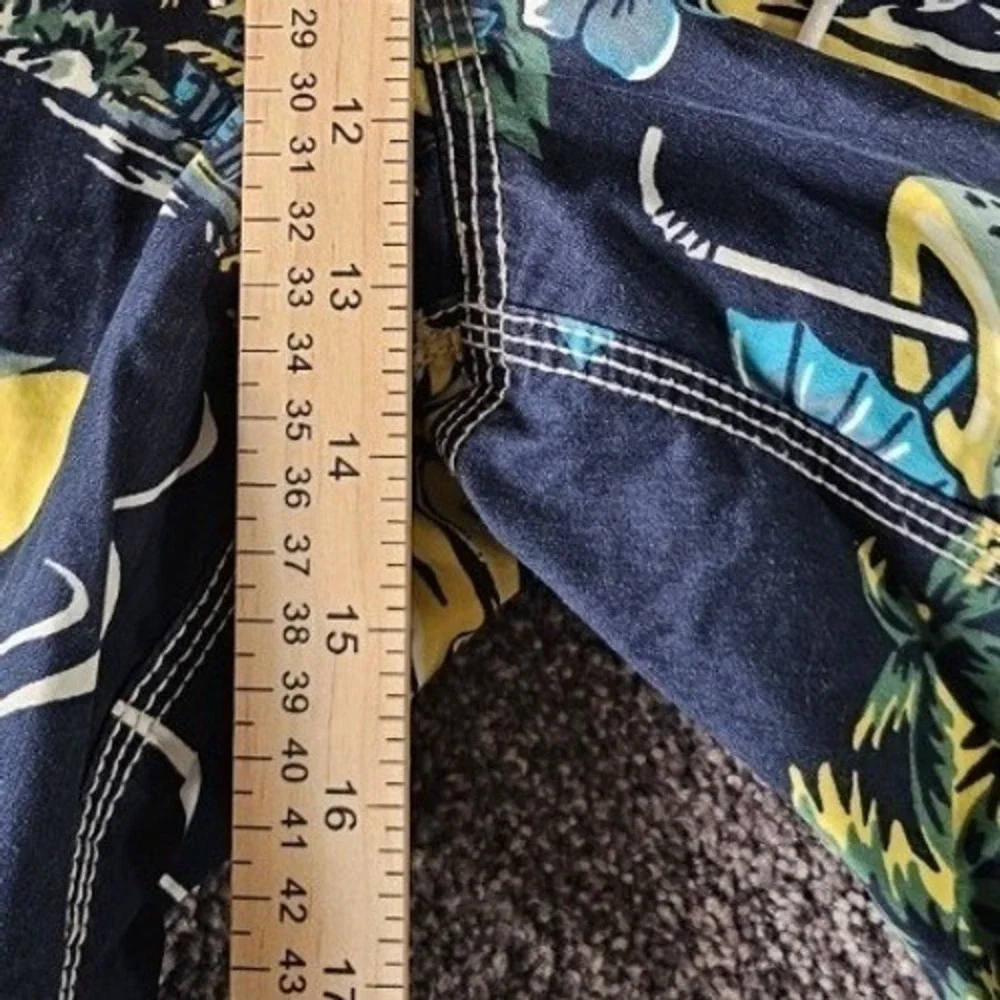 American Eagle Board‎ Shorts Mens 36 (fits 38) Navy Blue Tropical Hawaiian Surf
